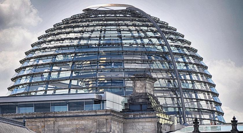 베를린 Holiday 33 Apartments EFG Schönhauser Allee mit Balkon (Holiday 33 Apartments EFG Schonhauser Allee mit Balkon) 3성급 게스트하우스 레스토랑