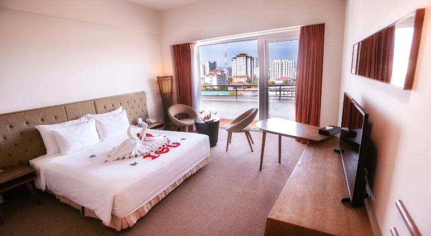 Ảnh của Phòng Deluxe giường King Hướng sông (Deluxe King River View) 3