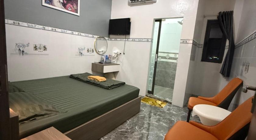 Queen hotel - image 2