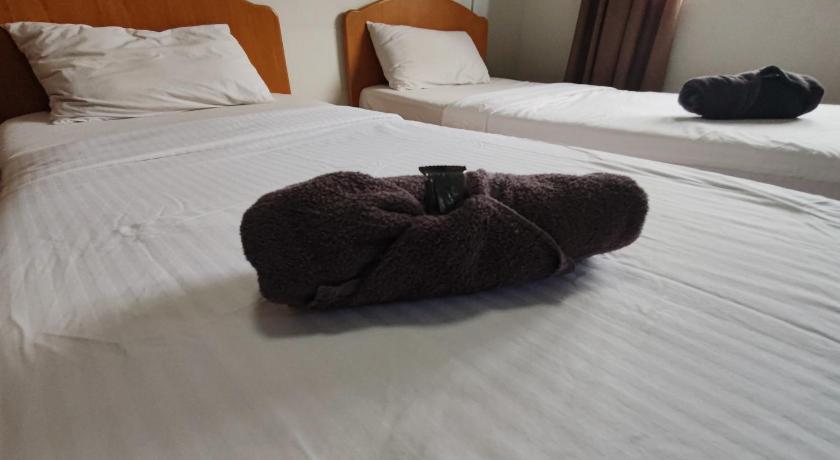 Image of Twin Room 6