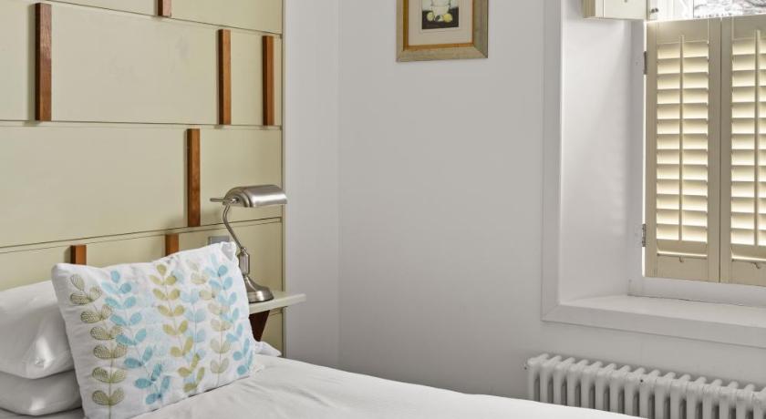 Image of Deluxe Double Room 9