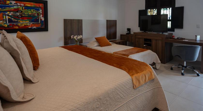 Image of Superior Triple Room 3