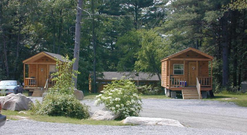 Lake George Escape 24 Ft Cabin 2 175 East Schroon River Road