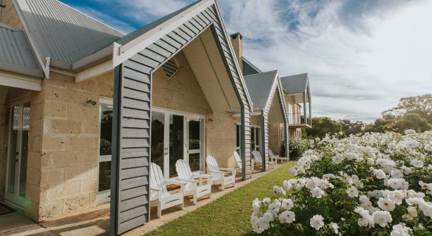 Image of Three-Bedroom Villa 1