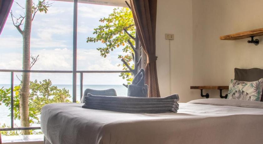 象岛 Cliff Cottage 2星级 酒店 泳池