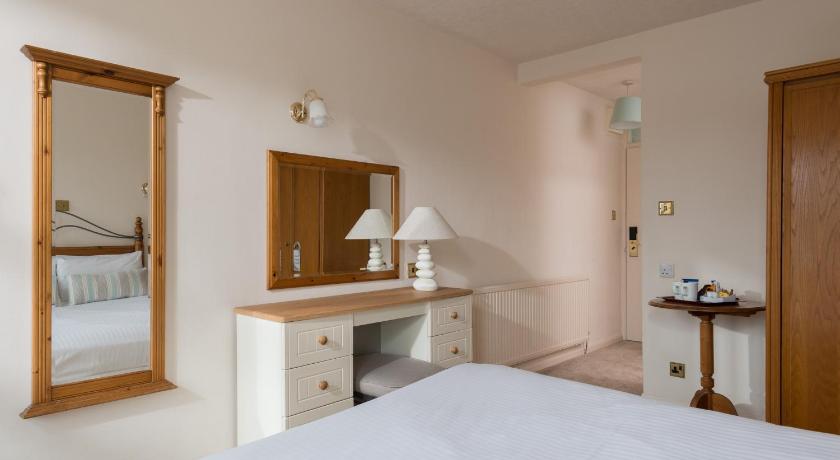 Image of Suite 4