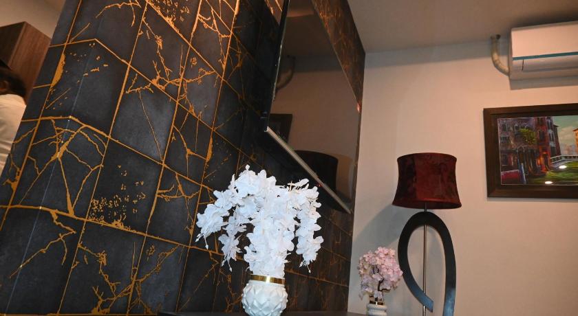 Winsome Apartment 1 - image 7