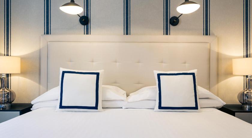 Mercure Bilbao Jardines De Albia photo