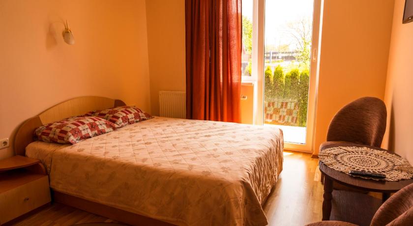 Viktoras Apartments photo