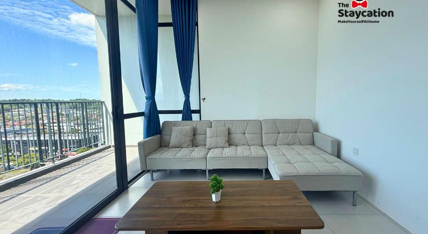 クチン Staycation Homestay 75 Podium Apartments 4つ星 ゲストハウス プール