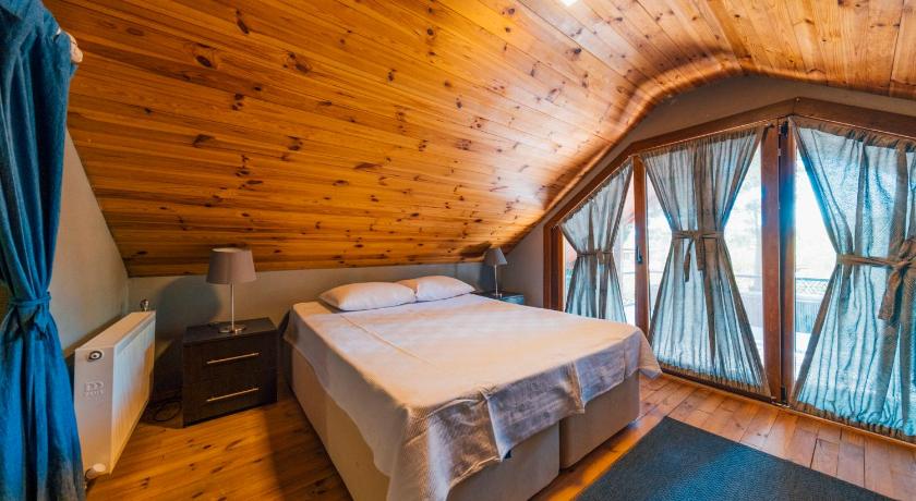 Antik River House - image 13