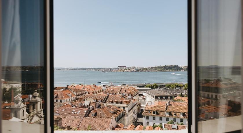 リスボン Lisb'on Hostel 2つ星 ホテル プール