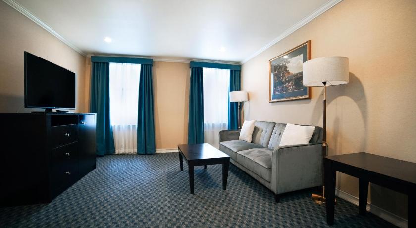 Image of City View - Accessible - 2 Queen Beds Suite 1