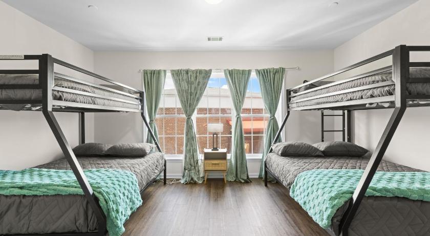Newark (NJ) Traveler Haven XL NYC & NWK with free parking 4-Star Accommodation exterior