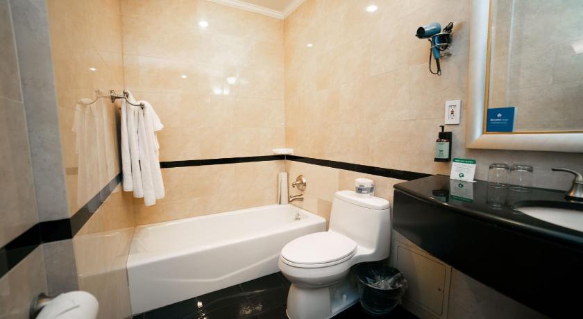 Image of City View - 2 Queen Beds Suite 16