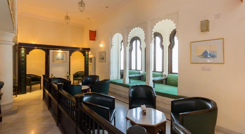 Garden Hotel - image 5