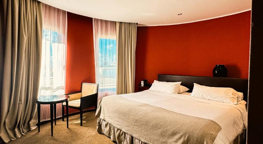 Image of Superior Double Room 4