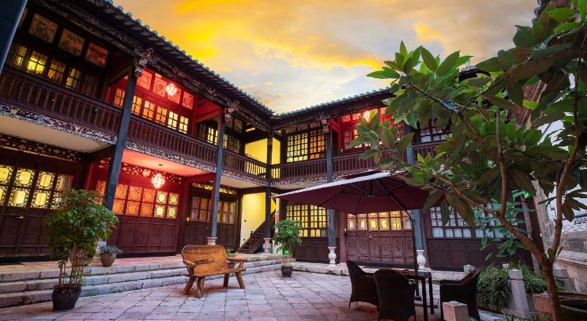Courtyard No. 3 Hotel - image 4