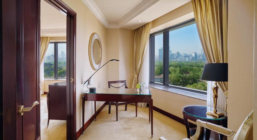 Image of Family Room 5