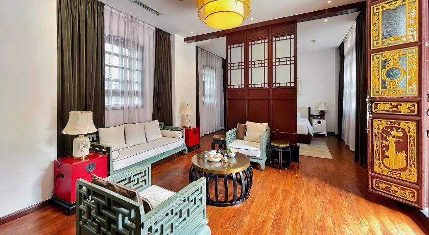 Courtyard No. 3 Hotel - image 44