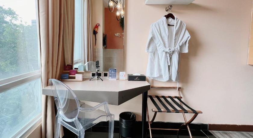 Image of Executive Jacuzzi Room 3