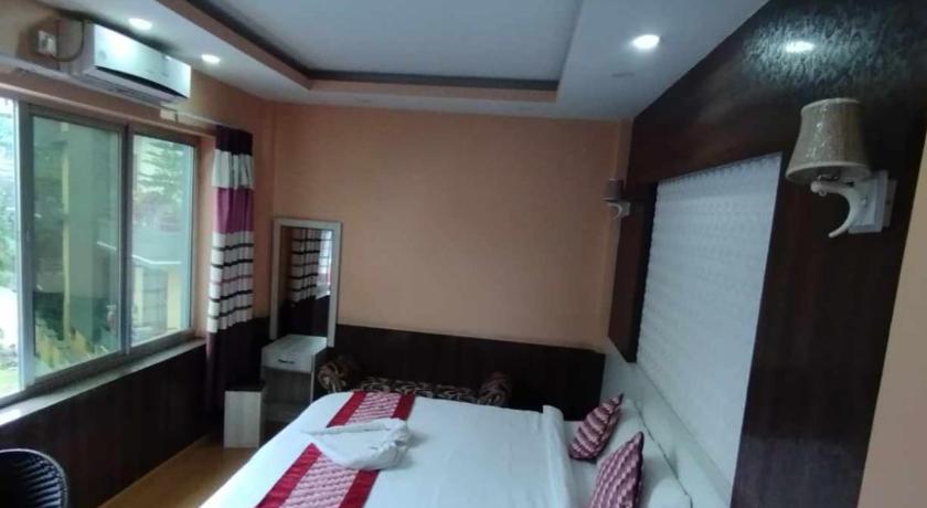 Image of Deluxe Suite 12