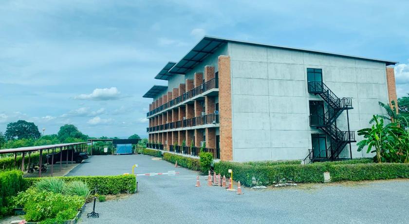 Lopburi 168Pattana 168พัฒนา 3-Star Hotel exterior