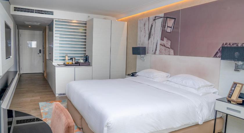 Image of Superior Double Bed Sea View 9