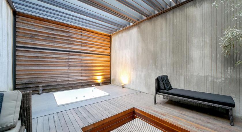 華城 JS Boutique Hotel Dongtan  2つ星 ホテル プール