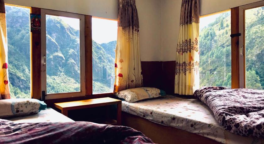 Buddha Lodge and Restaurant, Monjo in Everest Region (Nepal) — photo 2