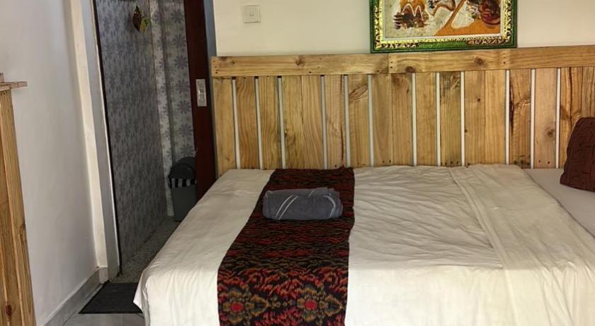 Sari Buana Bed and Breakfast - image 31