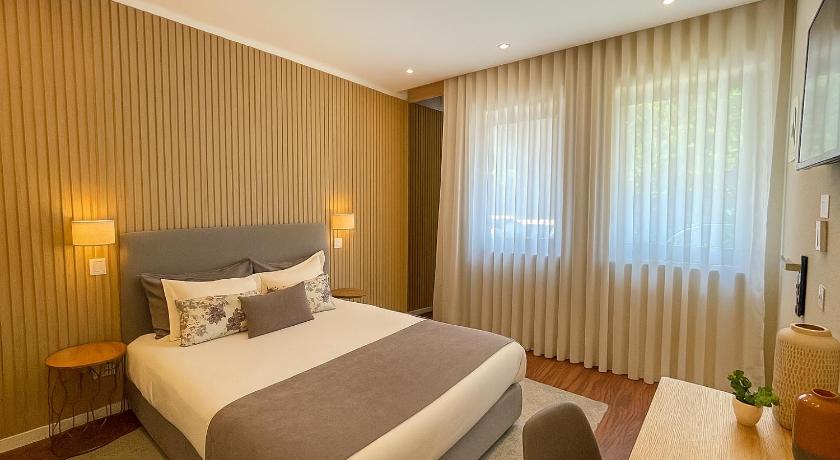 ポルト MyTrip Porto 4つ星 ホテル レストラン