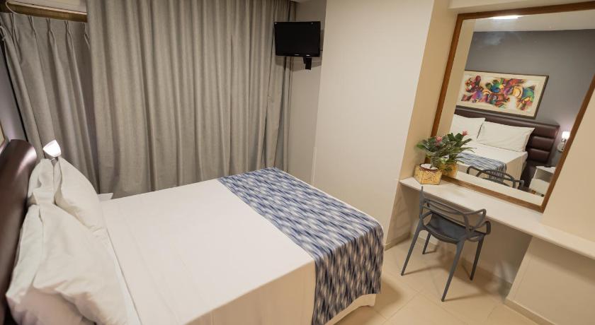 Image of Habitación Doble Deluxe con balcón (Deluxe Double Room with Balcony) 3