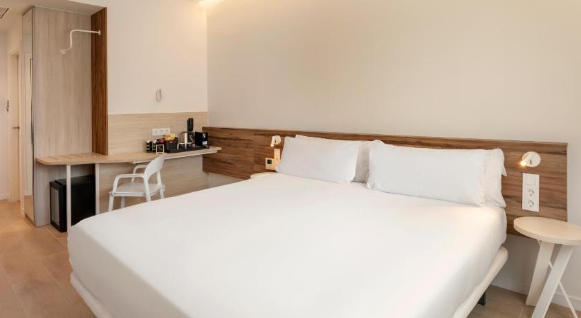 塞维利亚 B&B HOTEL Sevilla Bormujos 2星级 酒店 套房