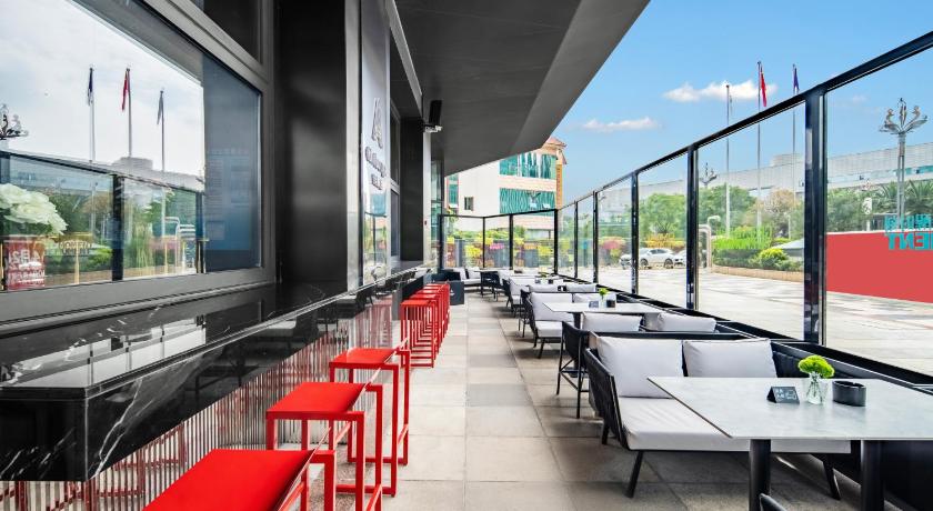 Novotel Kunming City Center - image 29