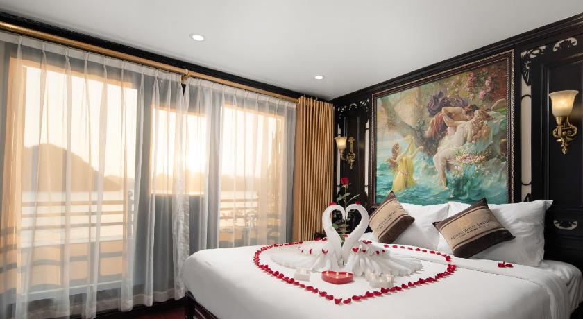 Image of Premium Double Suite with Private Balcony - 3 Days 2 Nights 5