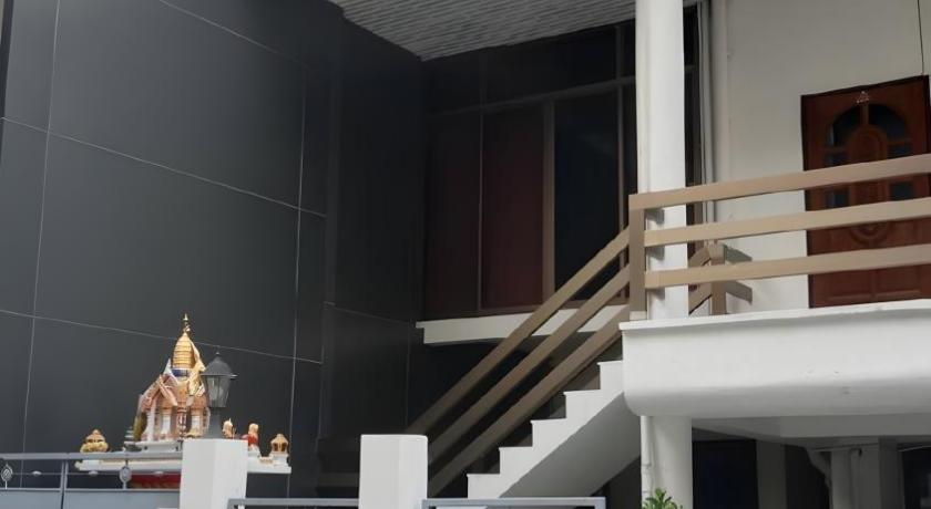 Stay On Sukhumvit 11 - image 7