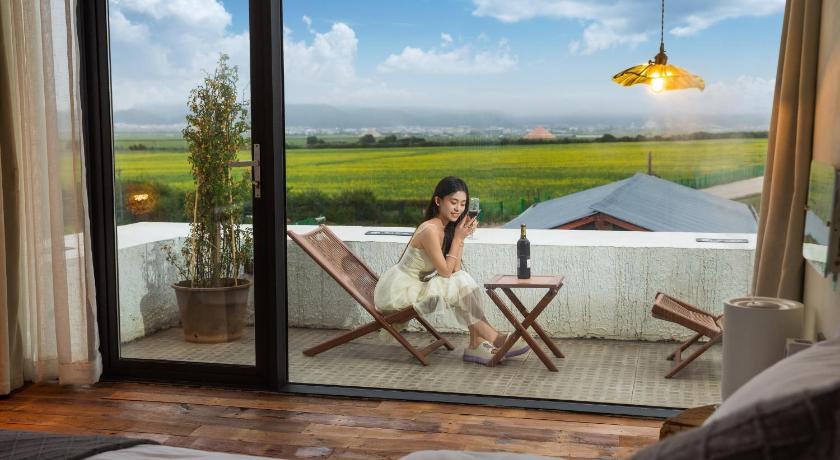 더친 / 디칭 Miyinxianye Snow Mountain Makino Migratory Bird Viewing B&B Napa Sea Scenic Area Branch 호텔 수영장