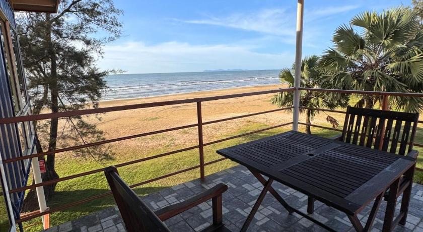 Kota Kinabalu Papar Beachfront View 4-Star Guesthouse lobby