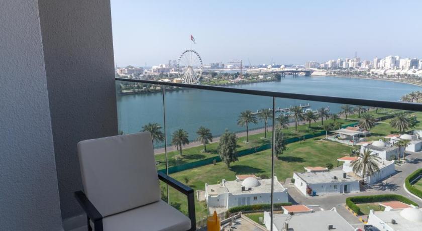 Image of Executive Suite with Balcony Lagoon & Pool ViewView 13