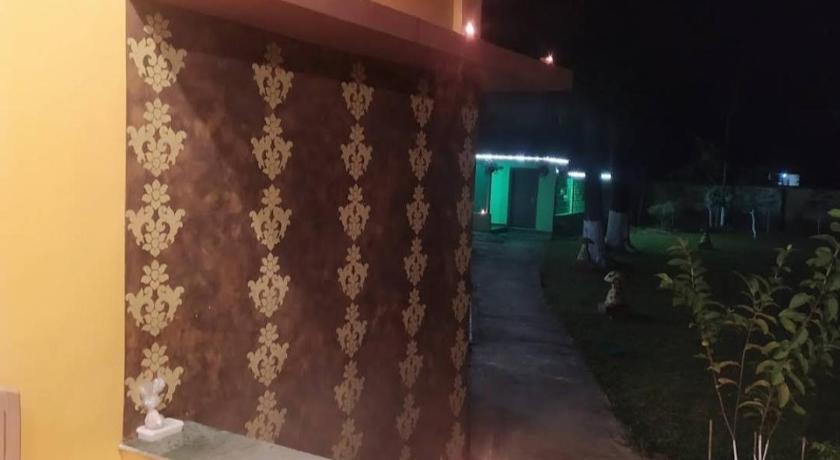 达乌萨 Aranyak Nature's Pride 酒店 餐厅