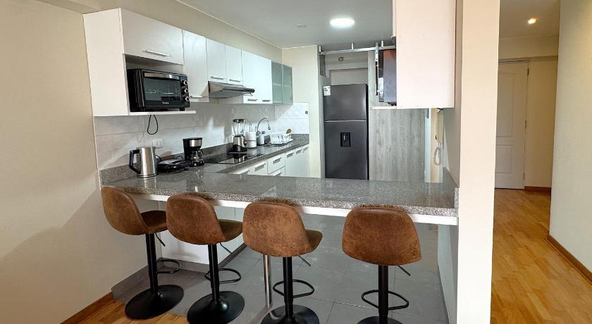 2 bedroom Apartment Executive Apartment Miraflores - image 10