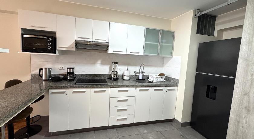 2 bedroom Apartment Executive Apartment Miraflores - image 12