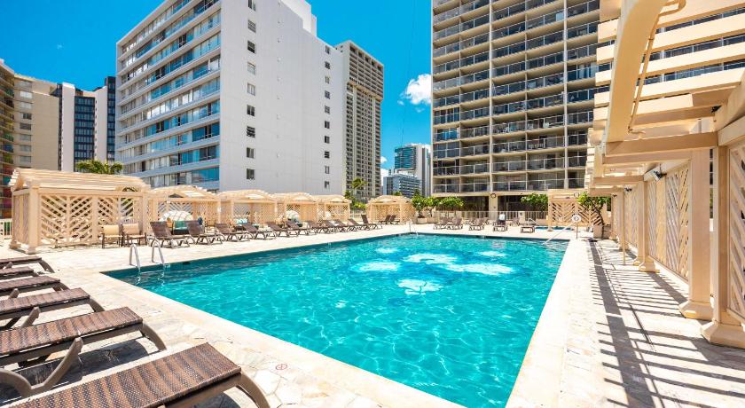Ocean & Diamond Head View Studio at Waikiki