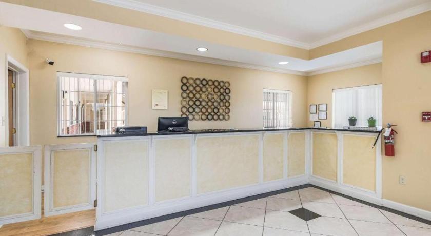 브라이언트 (AR) Bryant Inn And Suites 2성급 숙소 외관