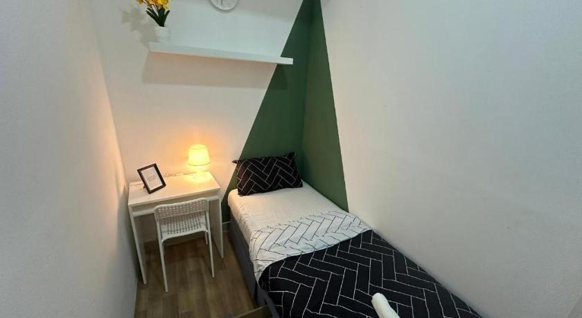 Incredible Partition Room In Barsha Heights Tecom