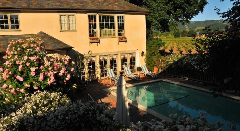 Vineyard Country Inn — Hotel in St Helena (CA)