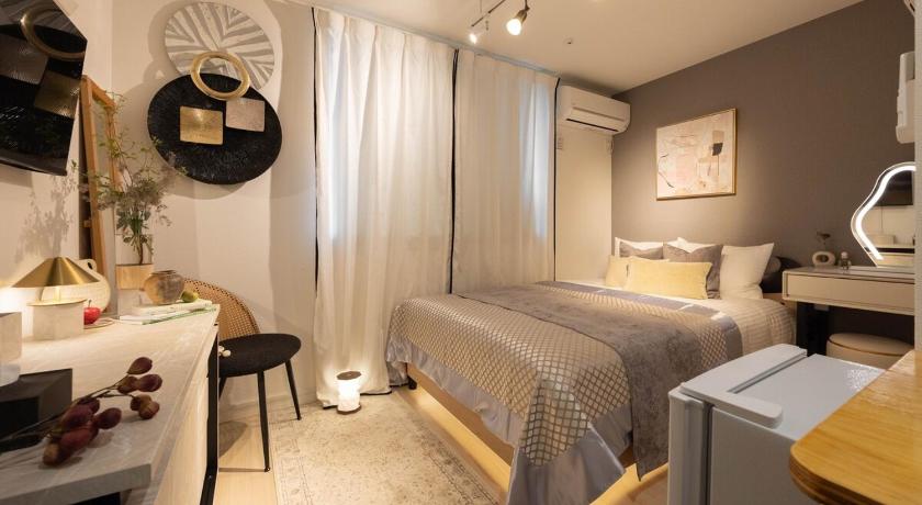 Hotel-Like Simmons Bed Couple Disney Shinjuku