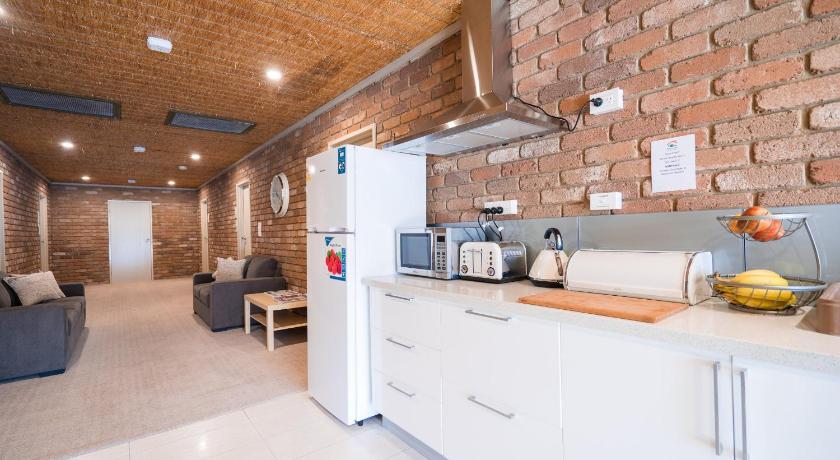 吉普斯兰地区 Farnham Court Motel and Restaurant 4星级 酒店 外观