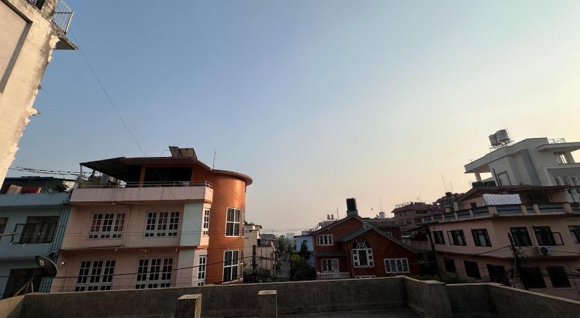Manang De cafe B and B — Kathmandu (3)